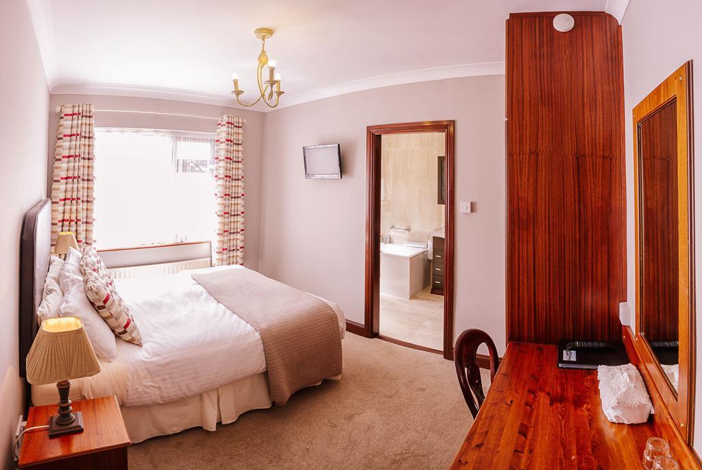The Harp Bed & Breakfast Киларни Екстериор снимка