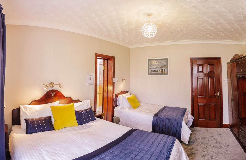 The Harp Bed & Breakfast Киларни Екстериор снимка